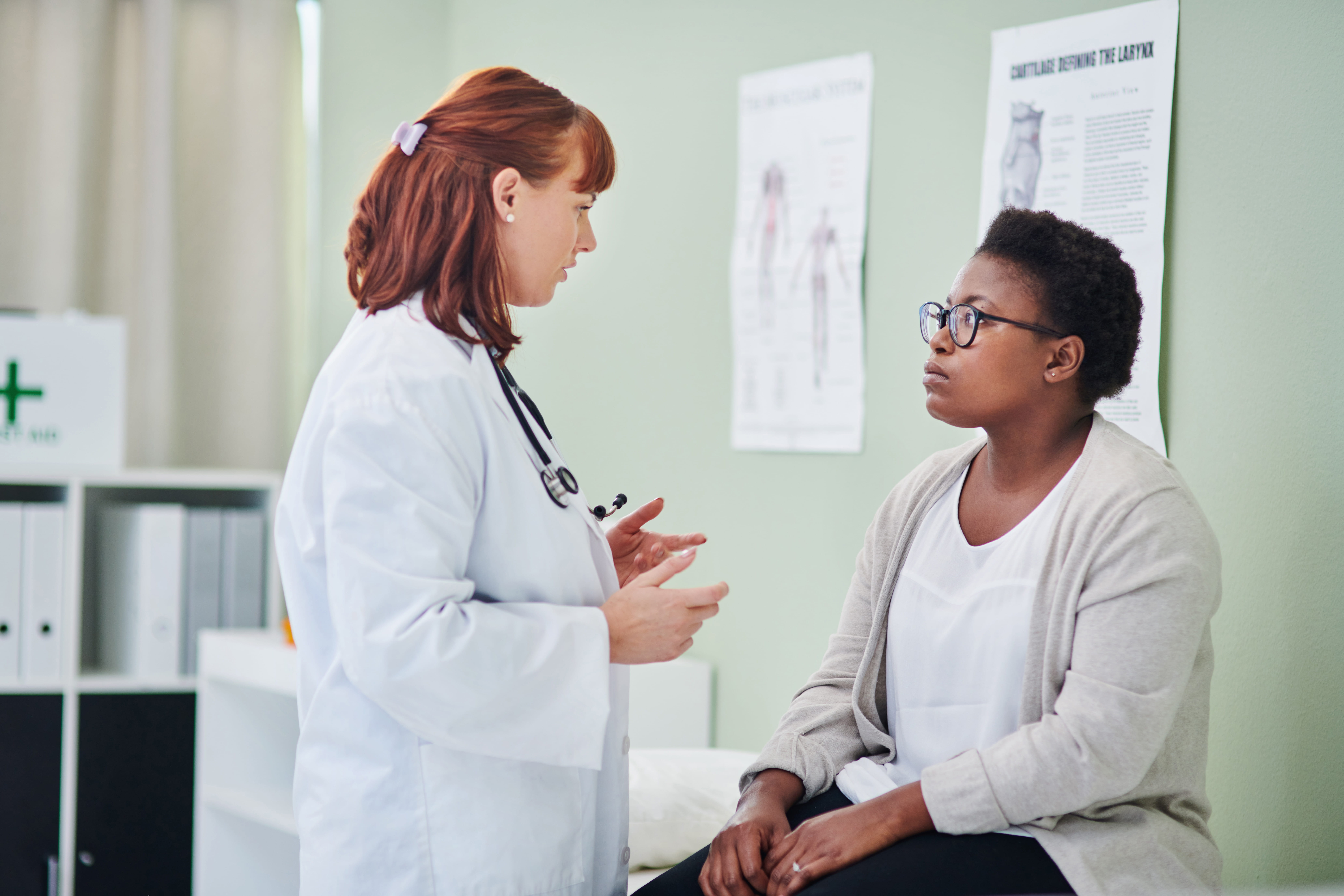 Female dr and female patient